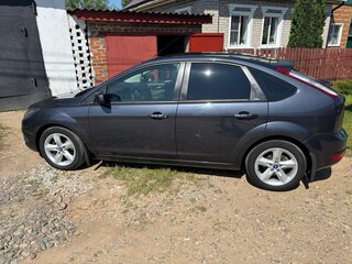 2010 Ford Focus II Рестайлинг, серый, 580000 рублей, вид 5