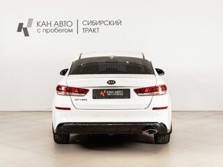 2019 Kia Optima IV Рестайлинг, белый, 2031000 рублей, вид 4
