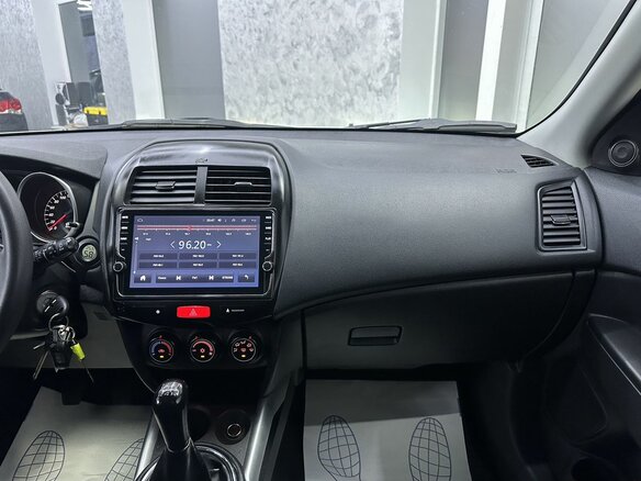 2013 Mitsubishi ASX I Рестайлинг, белый, 999000 рублей - вид 24