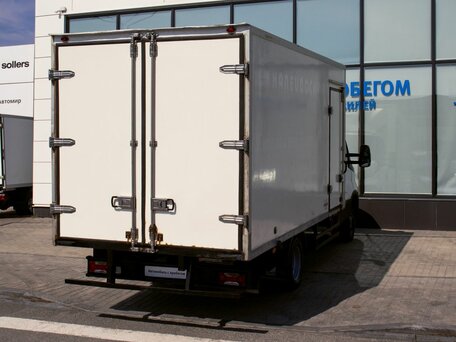 2016 Iveco Daily, белый, 2235000 рублей, вид 5