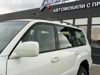 2001 Toyota Land Cruiser Cygnus 100 Series, белый, 1470000 рублей, вид 4