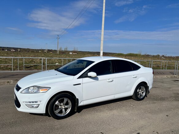 2013 Ford Mondeo IV Рестайлинг, белый, 750000 рублей - вид 9