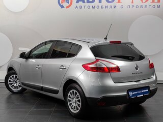 2011 Renault Megane III, серебристый, 485000 рублей, вид 2