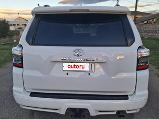 2024 Toyota 4Runner V Рестайлинг, белый, 4700000 рублей, вид 3