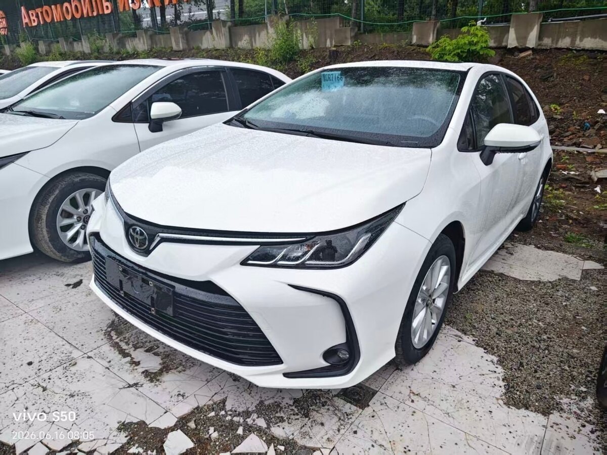 Открыть фотографии: Toyota Corolla XII (E210)