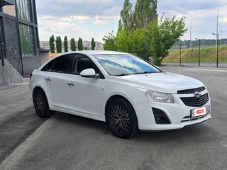 2013 Chevrolet Cruze I Рестайлинг, белый, 630000 рублей, вид 3