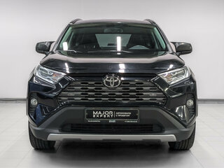 2021 Toyota RAV4 V (XA50), чёрный, 3390000 рублей, вид 2