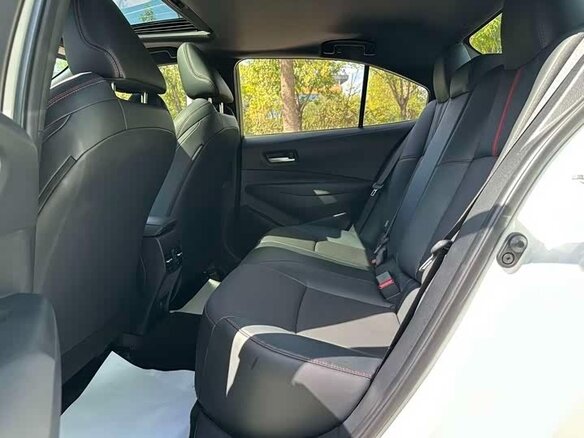2022 Toyota Levin XII (E210) Рестайлинг, белый, 1550000 рублей - вид 16