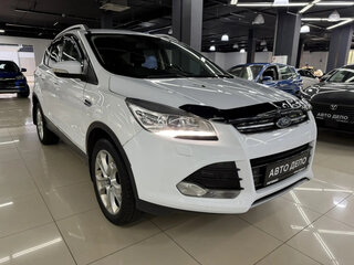 2016 Ford Kuga II, белый, 1199000 рублей, вид 3