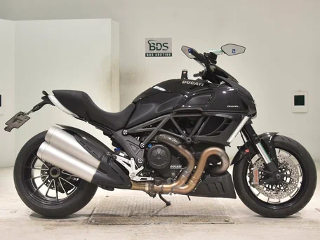 2011 Ducati Diavel, чёрный, 770000 рублей, вид 4