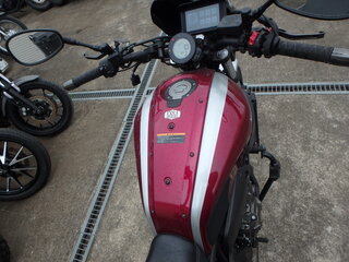 2017 Yamaha XSR700, красный, 735000 рублей, вид 3