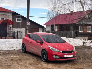 2014 Kia Ceed II, красный, 950000 рублей, вид 2