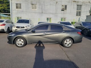 2022 Hyundai Avante VII, серый, 1650000 рублей, вид 3