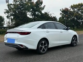 2022 Geely Emgrand L I, белый, 1005000 рублей, вид 5