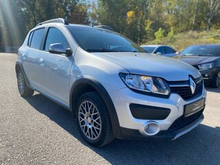 2018 Renault Sandero Stepway II, серебристый, 950000 рублей, вид 3