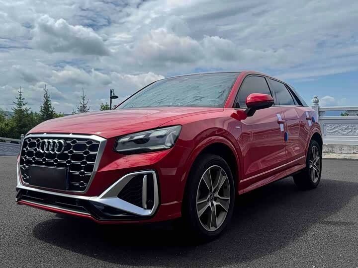Открыть фотографии: Audi Q2 I Рестайлинг