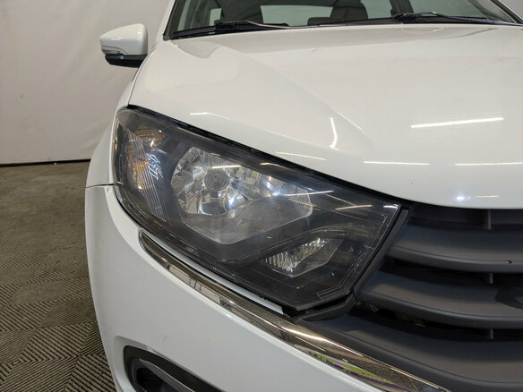 2024 Lada (ВАЗ) Granta I Рестайлинг, белый, 635000 рублей - вид 10