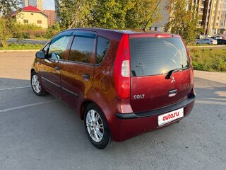2005 Mitsubishi Colt VI (Z20/Z30), красный, 225000 рублей, вид 4