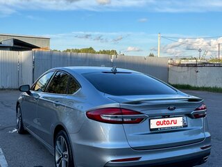 2020 Ford Fusion (North America) II Рестайлинг, серебристый, 1750000 рублей, вид 5