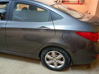 2012 Hyundai Solaris I, серый, 690000 рублей, вид 5