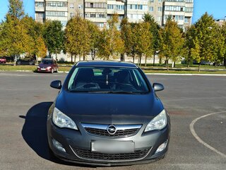 2011 Opel Astra J, серый, 630000 рублей, вид 1
