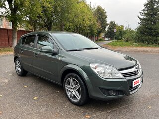 2010 Opel Astra H Рестайлинг, зелёный, 550000 рублей, вид 2