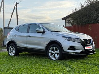 2019 Nissan Qashqai II Рестайлинг, серебристый, 1440000 рублей, вид 3
