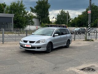 2006 Mitsubishi Lancer IX Рестайлинг, серебристый, 600000 рублей, вид 2