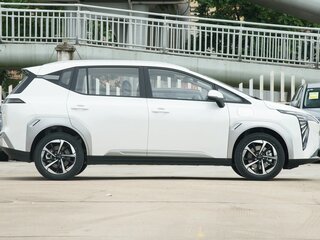 2026 Aion Y Plus 58.9 kWh, белый, 2400013 рублей, вид 5