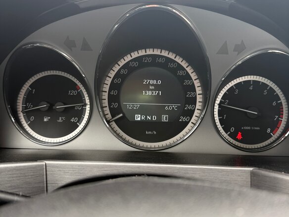 2011 Mercedes-Benz GLK-Класс 300 I (X204), белый, 2100000 рублей - вид 9