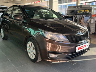 2016 Kia Rio III Рестайлинг, коричневый, 1190000 рублей, вид 3