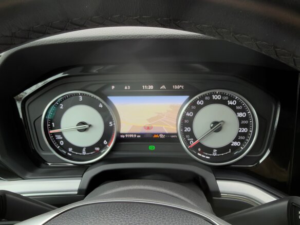2018 Volkswagen Touareg III, серый, 5250000 рублей - вид 28