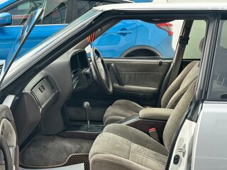 1991 Toyota Crown VIII (S130), белый, 450000 рублей, вид 5