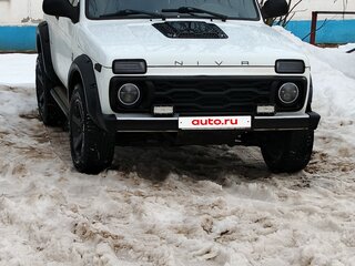 2015 Lada (ВАЗ) 2121 (4x4) I Рестайлинг, белый, 480000 рублей, вид 3