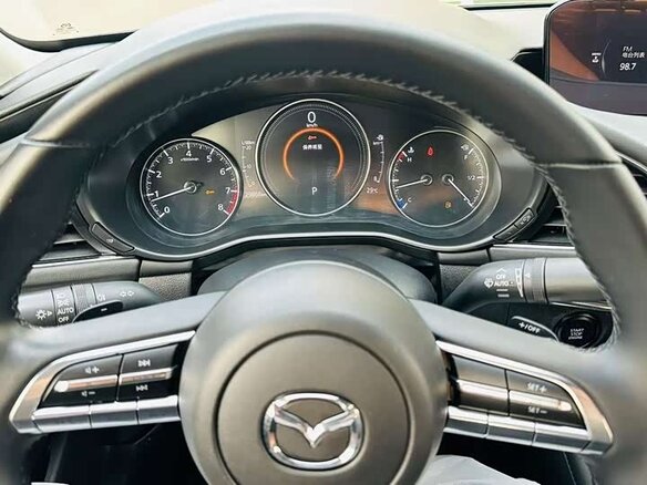 2021 Mazda 3 Axela IV (BP), серебристый, 1775400 рублей - вид 6