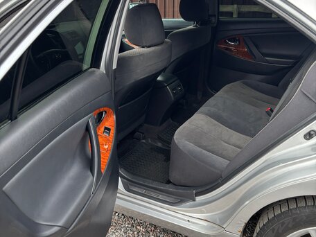 2008 Toyota Camry VI (XV40), серебристый, 990000 рублей, вид 4