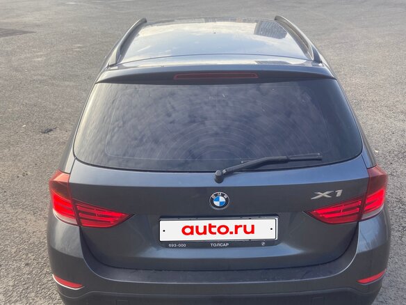 2013 BMW X1 20d I (E84) Рестайлинг, серый, 1470000 рублей - вид 3