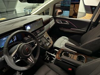 2025 Hongqi HQ9, чёрный, 7350000 рублей, вид 5