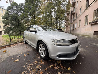 2012 Volkswagen Jetta VI, серебристый, 890000 рублей, вид 3