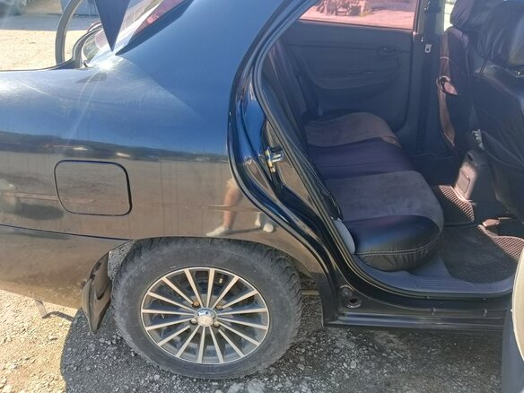 1999 Daewoo Nubira I, чёрный, 300000 рублей - вид 26