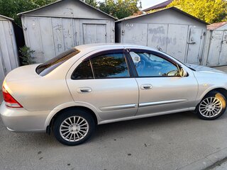 2010 Nissan Almera Classic I, серебристый, 550000 рублей, вид 3