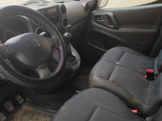 2011 Peugeot Partner II, чёрный, 450000 рублей, вид 4