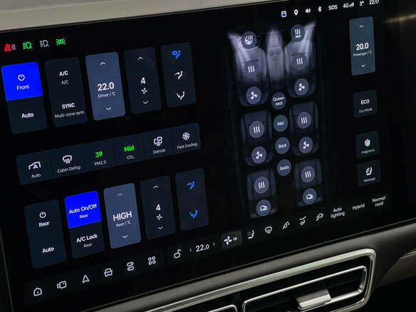 2024 Li Auto (Lixiang) L9 52.3 kWh I Рестайлинг, чёрный, 7348000 рублей - вид 10