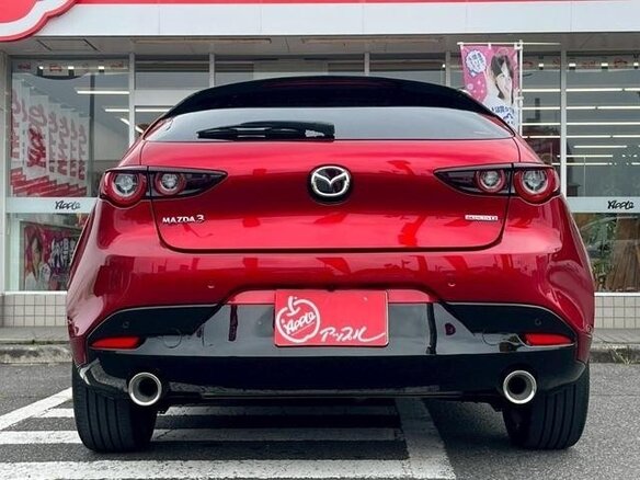 2023 Mazda 3 IV (BP), красный, 1380333 рублей - вид 5