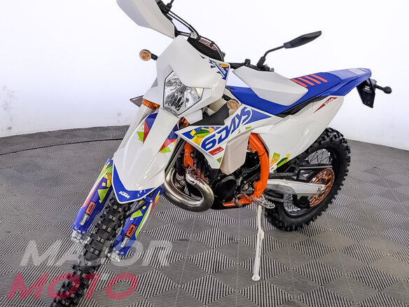 2026 KTM 300 EXC, оранжевый, 1349000 рублей - вид 3