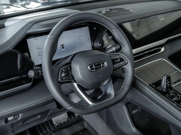 2026 Geely Monjaro I Рестайлинг, чёрный - вид 18