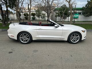 2017 Ford Mustang VI, белый, 2750000 рублей, вид 5