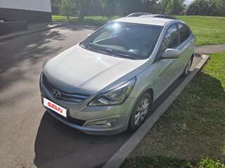 2016 Hyundai Solaris I Рестайлинг, серебристый, 800000 рублей, вид 1