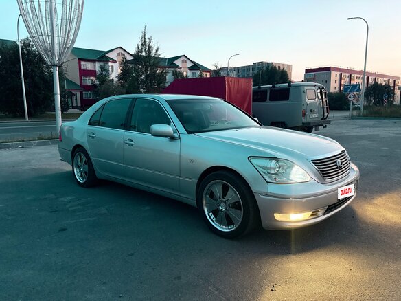 2005 Lexus LS 430 III Рестайлинг, серебристый, 1240000 рублей - вид 2