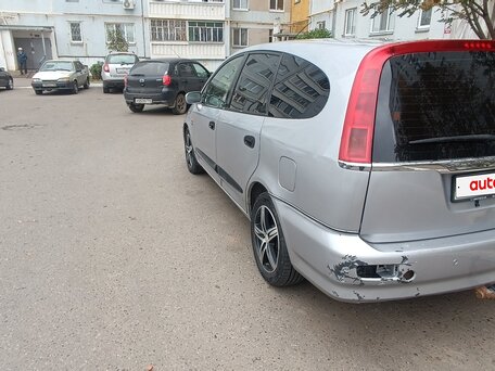 2001 Honda Stream I, серебристый, 350000 рублей, вид 3
